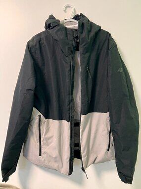 4F Black & White Hooded Puffer Jacket | Winter Coat